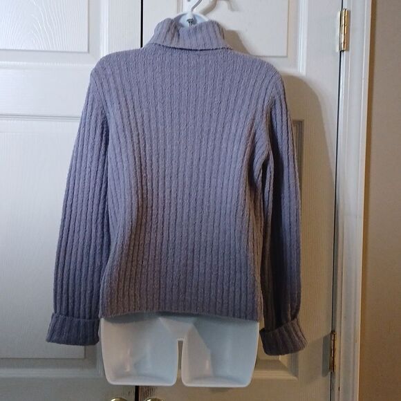 The Limited lilac light purple turtleneck sweater Sz L - Picture 4 of 5